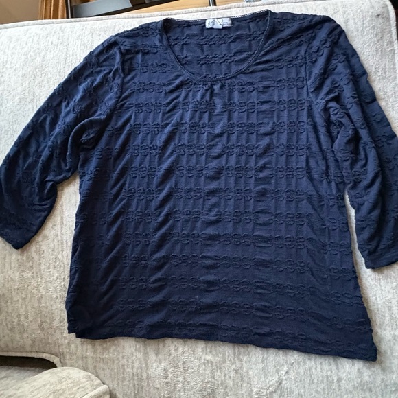 Kim Rogers Navy Textured Blouse - Picture 1 of 1
